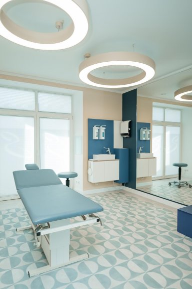 arztpraxis-scheele-waterloo-concrete-ar0ssc10-stucco-haze-ar0auc40-lune-small-dc559-2.jpg